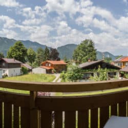 Ferienhaus "BergZeit" - Aussicht auf die Ammergauer Alpen
